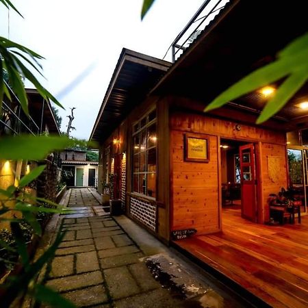 كاليمبونج The Little Paradise المظهر الخارجي الصورة
